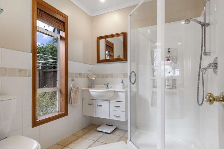 22 Honeysuckle Lane Ohauiti_13