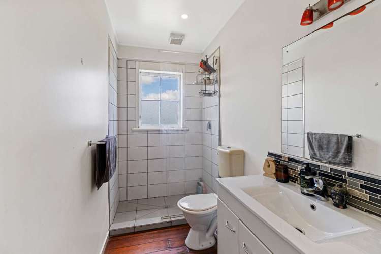 3050 Kaipara Coast Highway Glorit_16