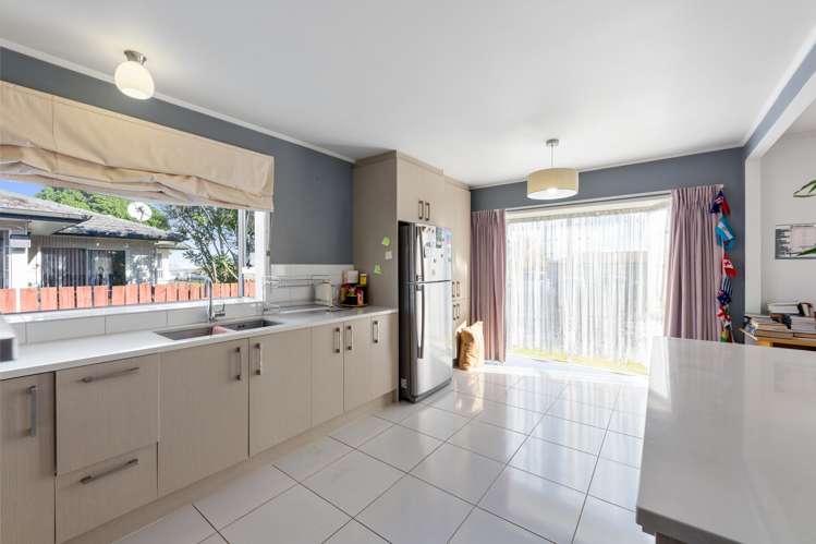 436 Roscommon Road Clendon Park_6