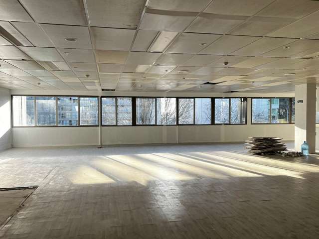 FULL-FLOOR OFFICE ON HOBSON STREET