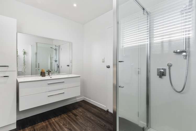 1/1 Recreation Drive Birkenhead_15