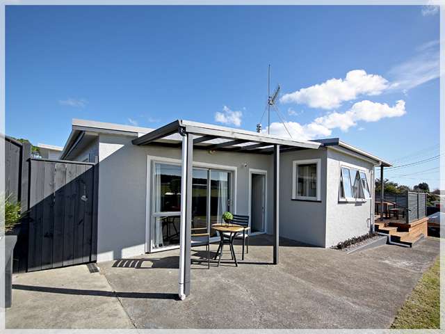 2 Watchorn Place Foxton Beach_2