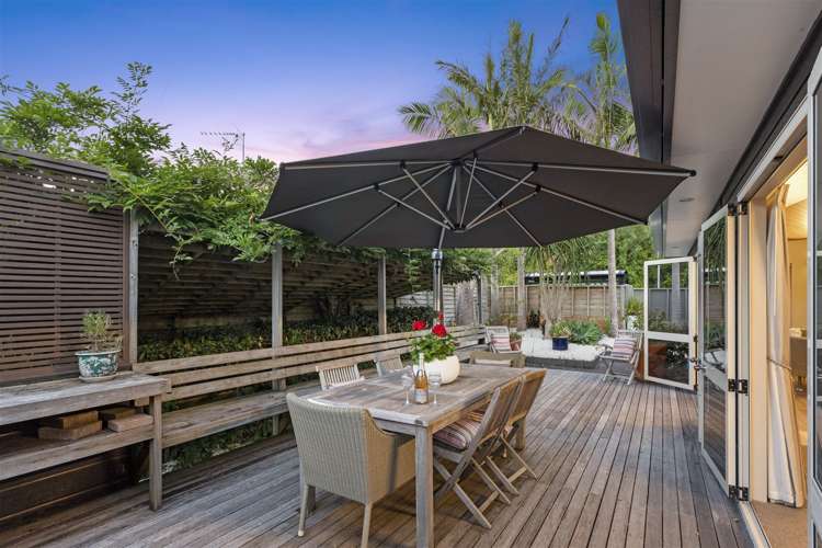 84a Beach Road Castor Bay_6