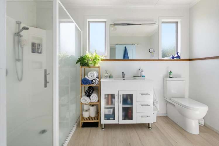 21 Whenuariri Place Maketu_16