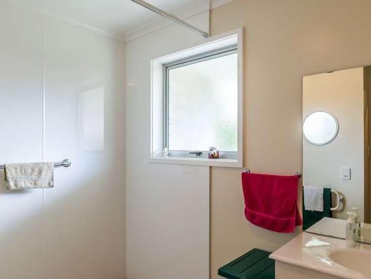 15 Kohekohe Road Waikanae_10