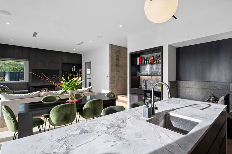 23 Otakau Road Milford_11