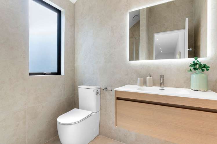 28 Weybridge Crescent Glen Innes_24