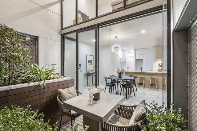 92 Fisher-Point Drive Auckland Central_1