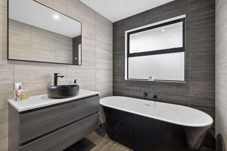 89 Halberg Street Dallington_18