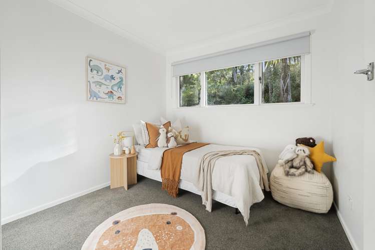 208 Forest Hill Road Waiatarua_16