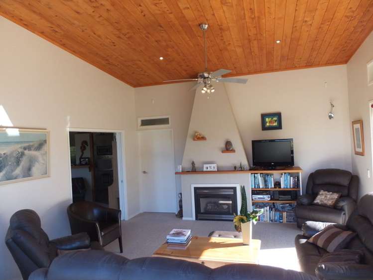 93 Tarapatiki Drive Whitianga_28