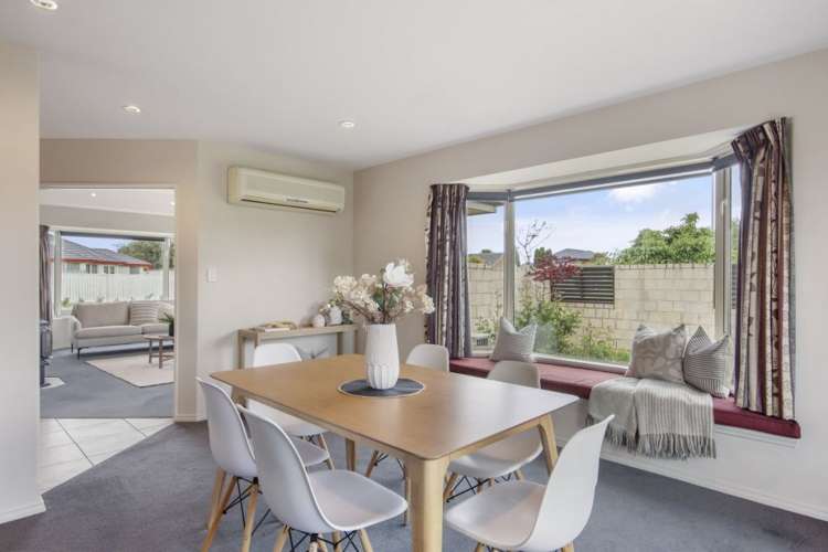 5 Harrys Way Redwood_9