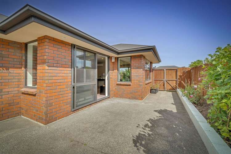 38a George Street Rolleston_11