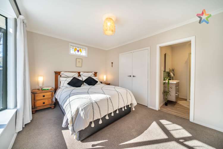 7 Prouse Crescent Naenae_11