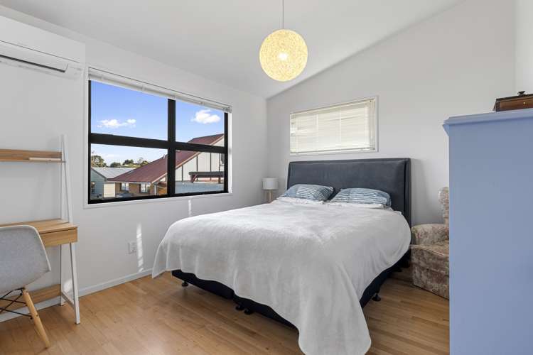 22 Jefferson Place Brookfield_16