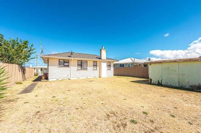 6 Omori Place Castlecliff_1