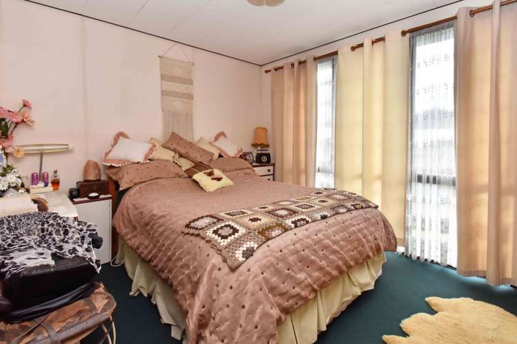 28 Heathdale Crescent Papakura_7