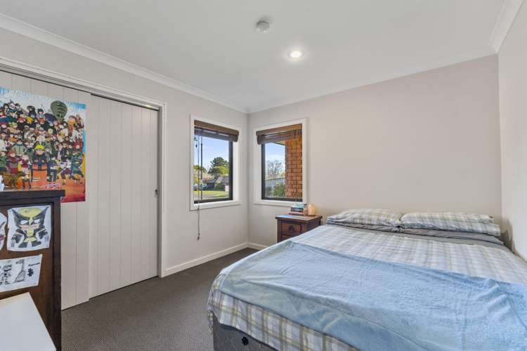 8 Brompton Close Richmond Heights_18