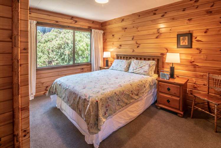 5 Manuka Terrace Duvauchelle_14