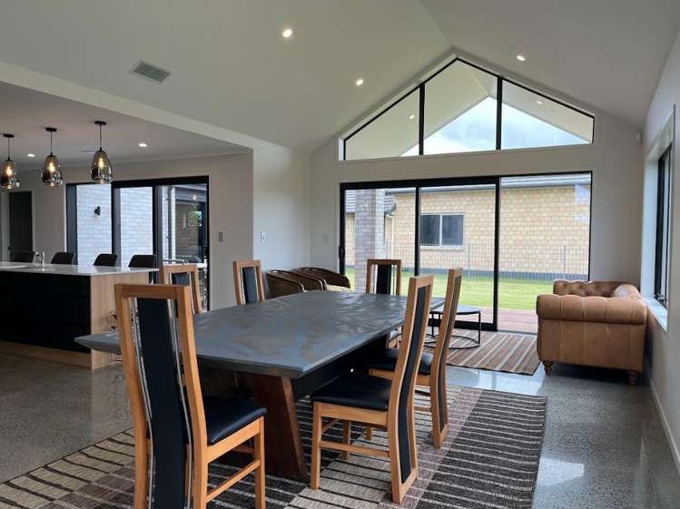 2 Rauiri Drive One Tree Point_11