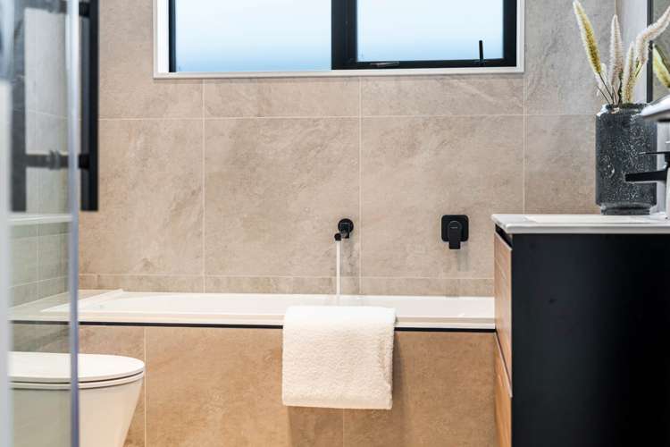 13 Tukutata Crescent Milldale_12