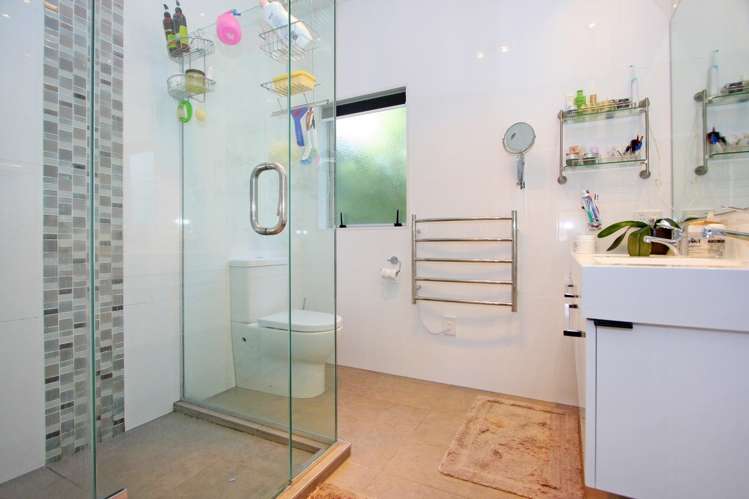 24 Lowburn Place Clover Park_8