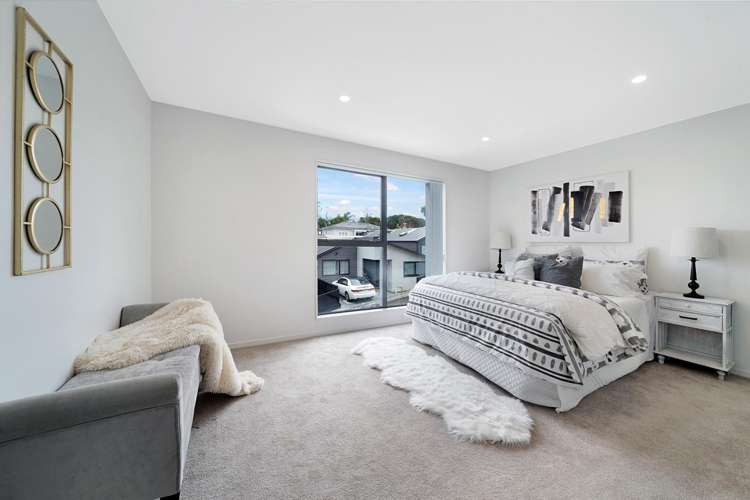 8/105 Hobsonville Road West Harbour_9