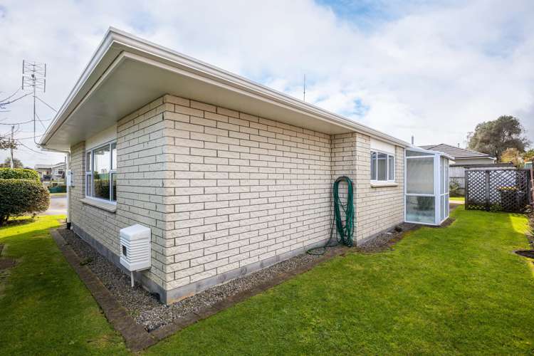 2/17 Whiteley Street Moturoa_9