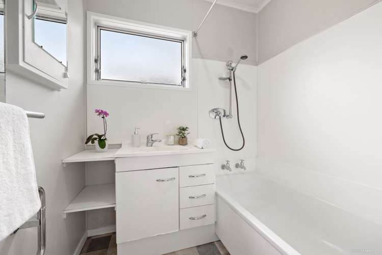 4/14 Makiri Street Helensville_11