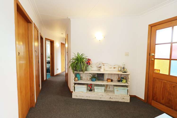 84 Racecourse Road Glengarry_16