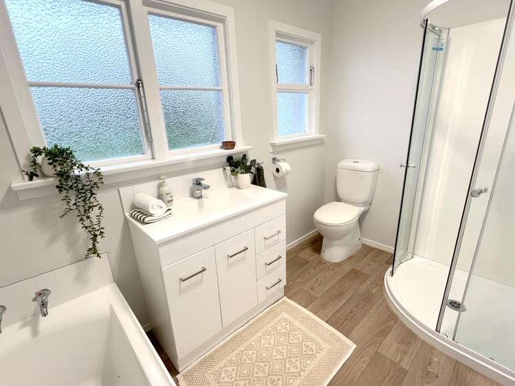 82 Stobo Street Grasmere_16