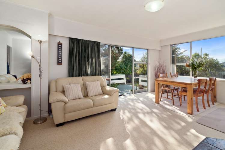 28 Fenruss Street Fairy Springs_2