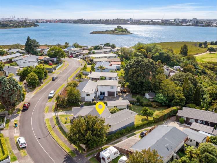 129 Kingswood Road Brookfield_30