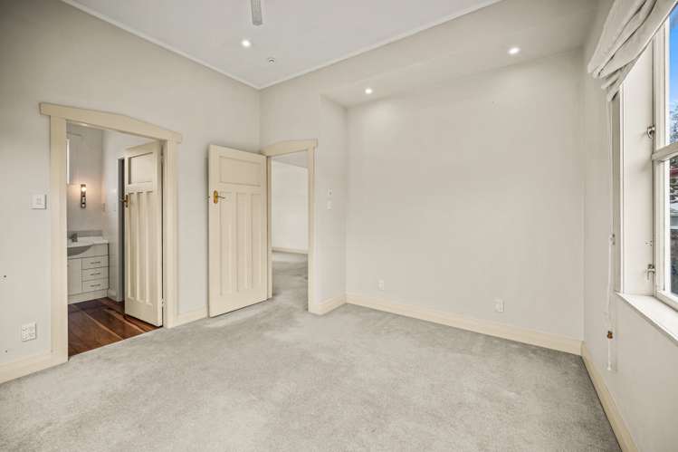 36 Te Ra Road Point Chevalier_11