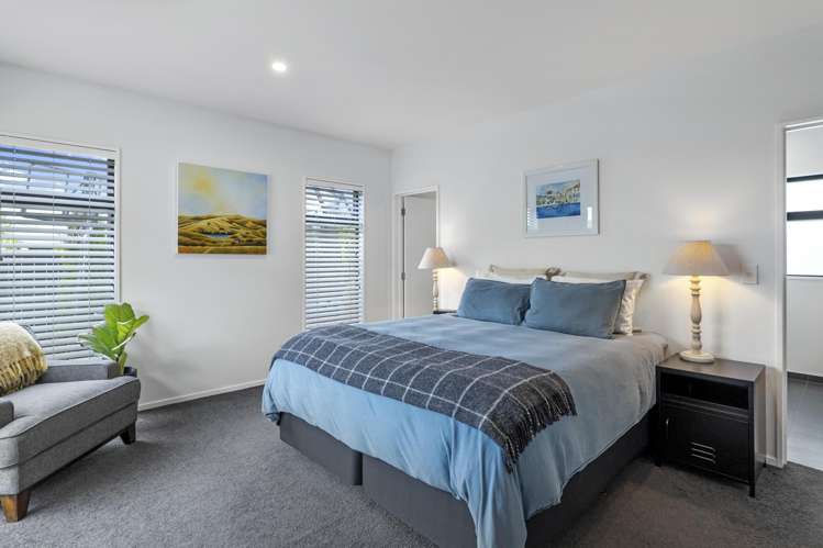 32 Aidanfield Drive Aidanfield_12