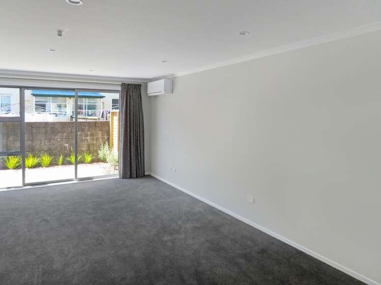 3 John Reynolds Square 10609_2