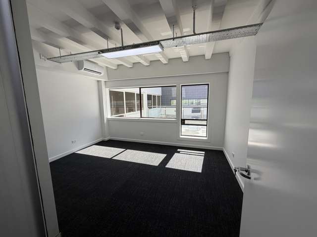 T2/116 Vautier Street (First Floor) Napier South_1