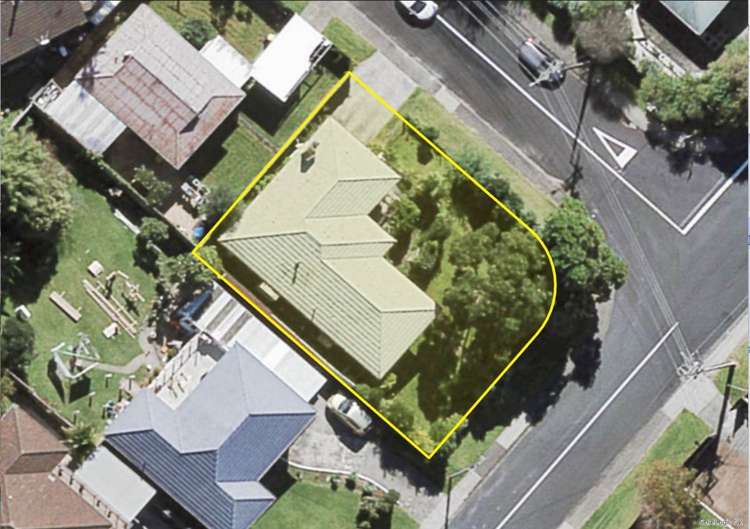 56 Tiroroa Avenue Te Atatu South_12