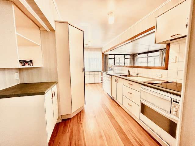 23 Robert Burke Place Henderson_3