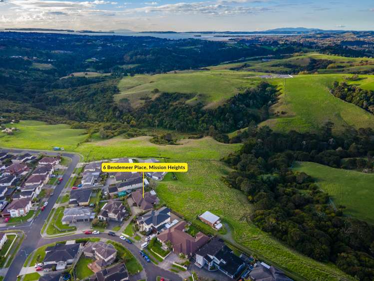 6 Bendemeer Place Flat Bush_27