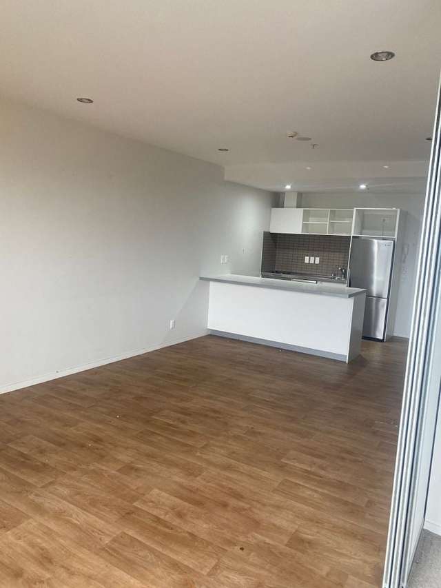 1206/20 McCrae Way New Lynn_3