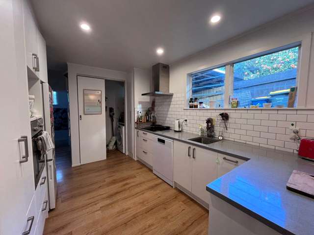 1/17A Eastglen Road Glen Eden_4