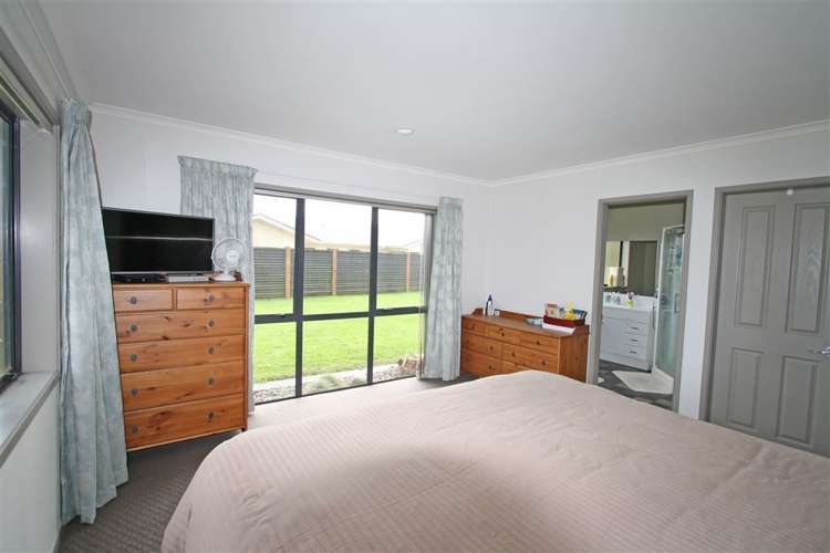 8b Amy Way Bell Block_11