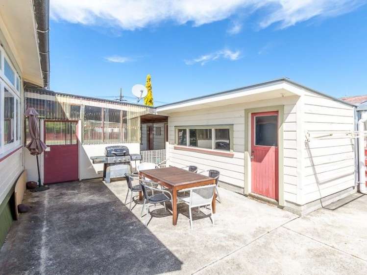 125 North Street Feilding_18