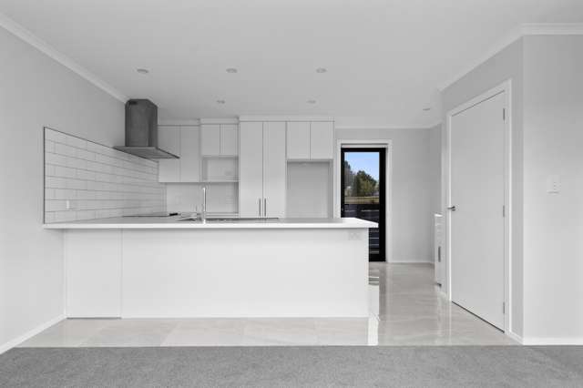 112B Arnold Street 11373_4