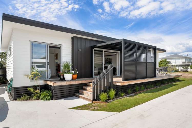 215A Ocean Road Whangamata_31