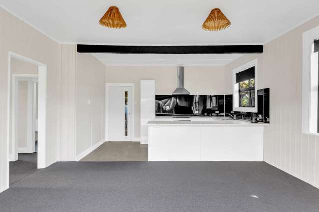 5 Banks Street Tolaga Bay_3