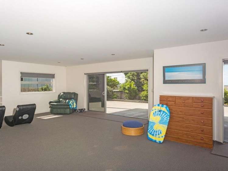 37 Taranga Road Langs Beach_13