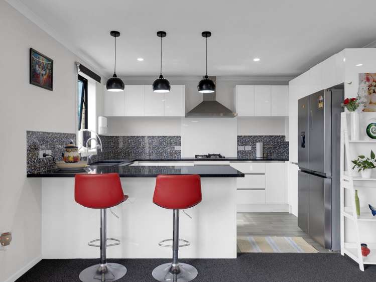 1 Sapling Lane Glenview_4