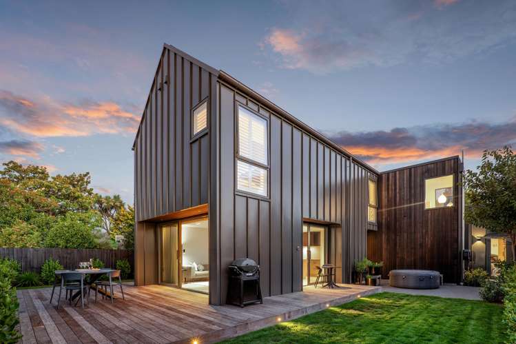 2/105 Tomes Road St Albans_1